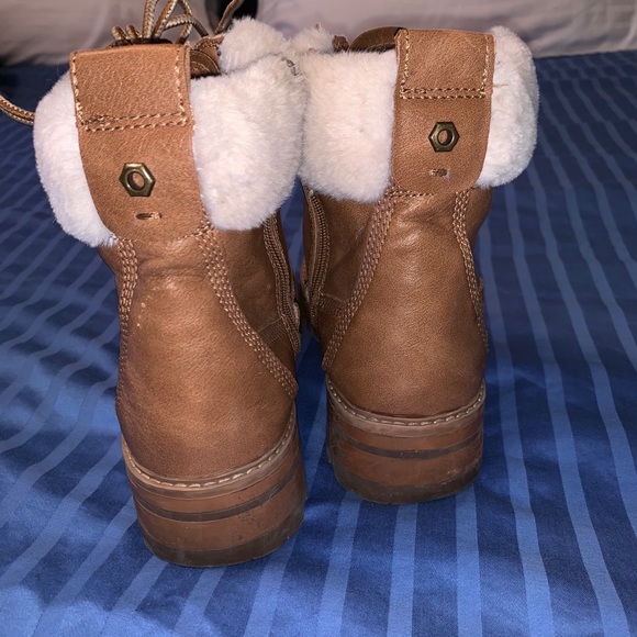 Steve Madden faux fur boots - Picture 3 of 3
